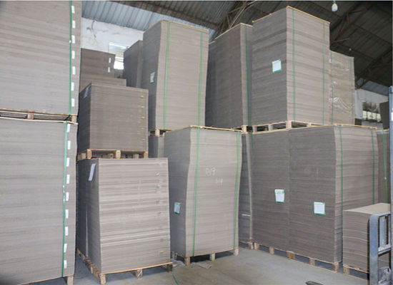 Fabrique professionnelle de carton d'emballage gris clair Carton de papier gris