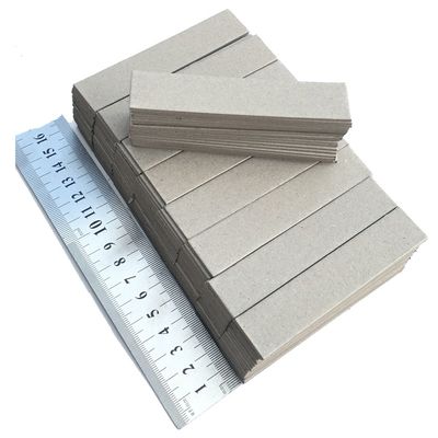Papier en pâte de papier gris feuilles de carton pour couvertures de livres ou arrière-planches de meubles