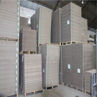Matériau de revêtement PE Carton gris recyclé pour la fabrication d'autres produits chimiques