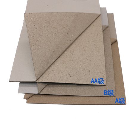 2 mm 2,5 mm d'épaisseur feuilles de carton gris non recouvertes carton recyclé gris
