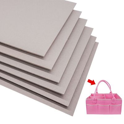 Épaisseur personnalisée Feuilles de carton gris Carreaux de base gris dur Recyclé