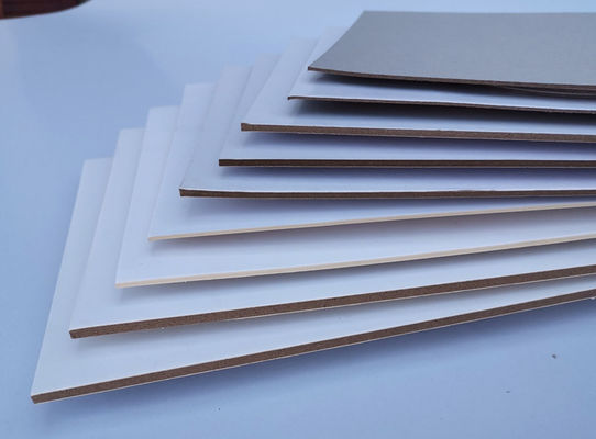 Cartouches de carton gris résistant à l'humidité en carton gris enduit de carton de puces 350 gm