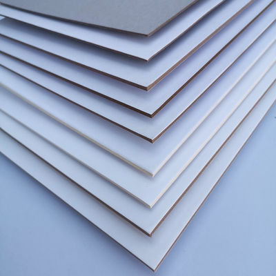 Cartouches de carton gris résistant à l'humidité en carton gris enduit de carton de puces 350 gm