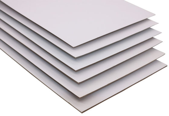 Carton duplex à dos gris de type papier à pâte mixte pour les besoins du client