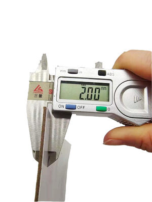 Plaque double blanche à dos gris 230 g-400 g revêtement à une face