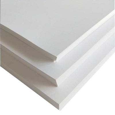 Papier offset non revêtu recyclé 60 gsm Papier blanc sans bois sur mesure