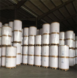 Papier recyclé à base de pâte mélangée C1S