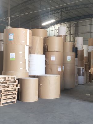 Papier Kraft recouvert pour l'impression offset et commande personnalisée accepté