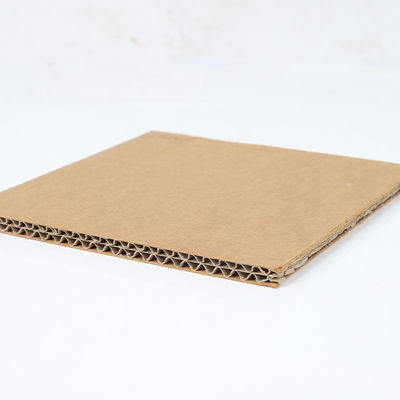 Carte de papier pliable Ningbo épaisse sur mesure Carte ondulée pour emballage en carton