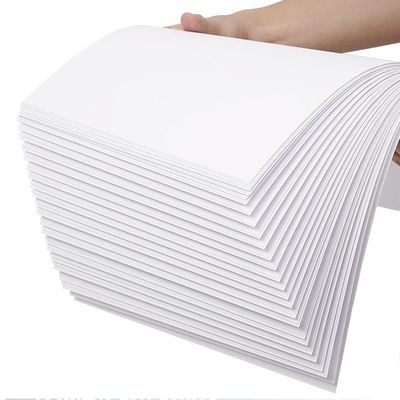 Impression à l'offset de pâte de bois à 100% papier journal blanc 45 gm 48 gm